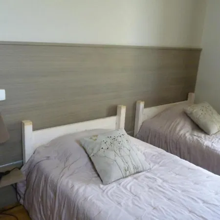 8 Pers. Avec Jardin Et Terrasses, 4 Chambres, Proche Le Mans Et Sable, Ideal Pour Familles - Fr-1-410-192 *