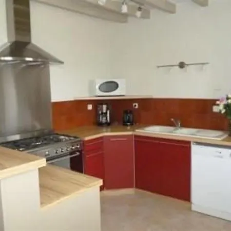 Holiday home 8 Pers. Avec Jardin Et Terrasses, 4 Chambres, Proche Le Mans Et Sable, Ideal Pour Familles - Fr-1-410-192