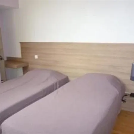 8 Pers. Avec Jardin Et Terrasses, 4 Chambres, Proche Le Mans Et Sable, Ideal Pour Familles - Fr-1-410-192 Saint-Christophe-en-Champagne