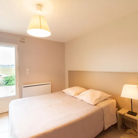 Dom wakacyjny 8 Pers. Avec Jardin Et Terrasses, 4 Chambres, Proche Le Mans Et Sable, Ideal Pour Familles - Fr-1-410-192 *